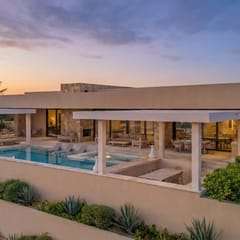 Luxury Contemporary Haven in Diamante