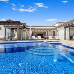 Ritzy 5 BR Villa at Quivira