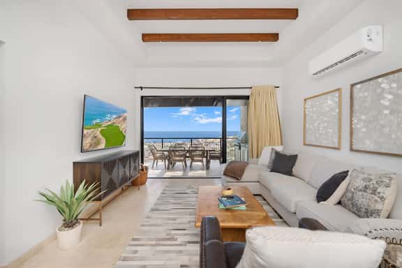 Quivira PH 3BR Premium Condo w Golf Cart - Image 1