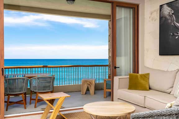 3 BR Beachfront Oasis - Image 1