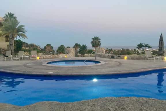 Breathtaking 2 BR Oceanview Penthouse - Image 1