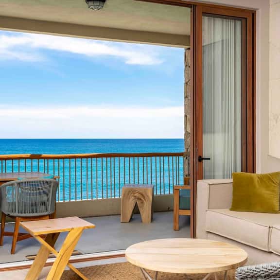 3 BR Beachfront Oasis - Image 1