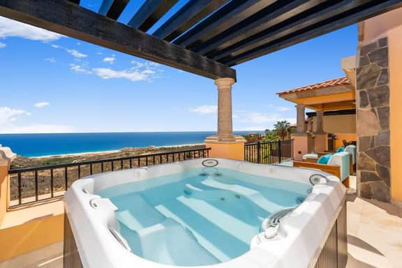 Unique Renovated Montecristo 3 BR Villa at Quivira - Image 5