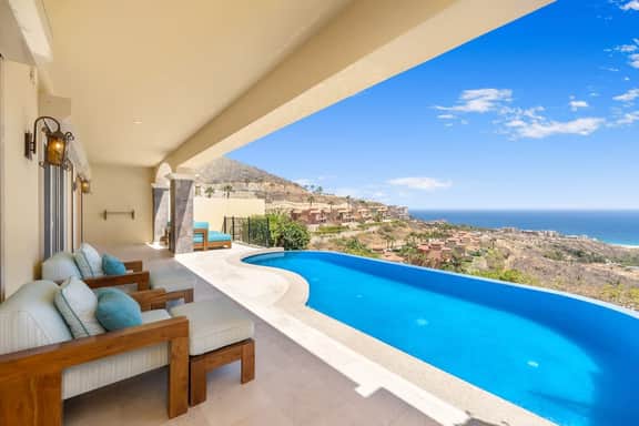 Unique Renovated Montecristo 3 BR Villa at Quivira - Image 3