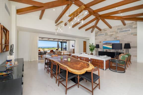 Ritzy 5 BR Villa at Quivira - Image 5