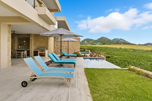 Gorgeous 3BR Oceanview Condo with Stunning Views - Image 3