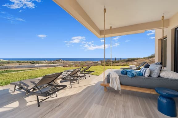 Oceanfront Elegance 3 BR Condo w/ Private Pool - Image 1