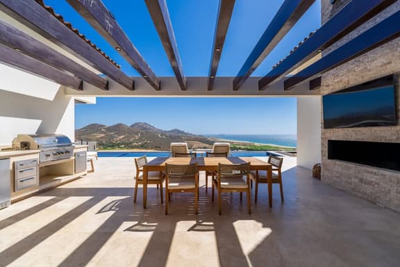 Casa Cielo 6 bed Villa - Image 1